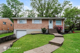 Building Photo - Charming 4-Bedroom Home
