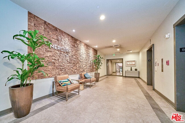 Building Photo - 3810 Wilshire Blvd