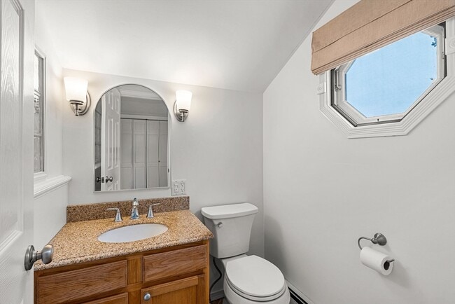 Building Photo - 5 I St