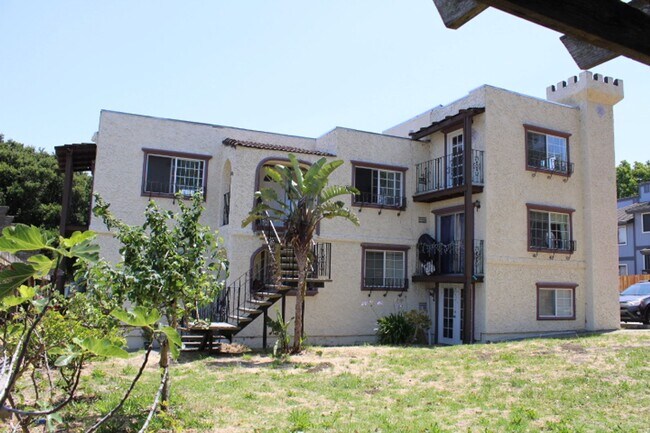 Building Photo - 3412 San Pablo Dam Rd