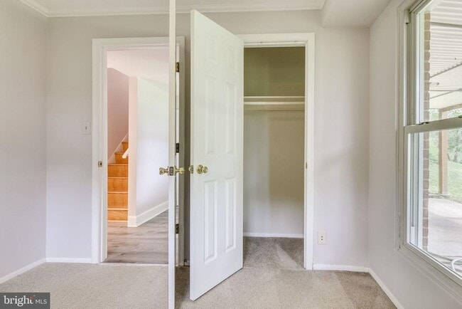 Building Photo - 6525 Byrnes Dr