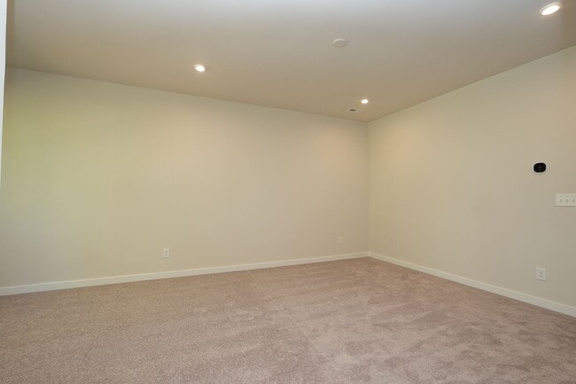 Building Photo - Coming Soon! 3 BR/3BA | New Toll Brothers Townhome | 1-Car Garage Parking | In Charlotte!