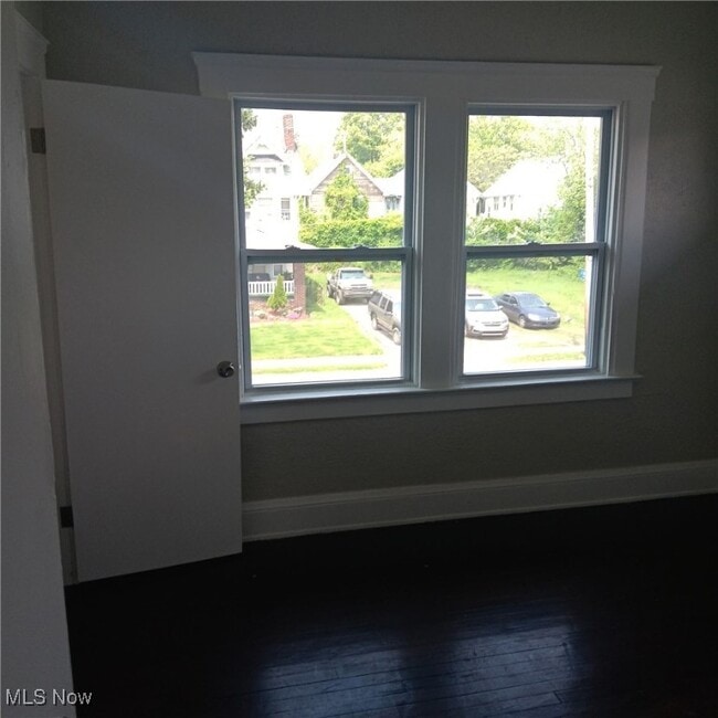 Building Photo - 12814 Arlington Ave