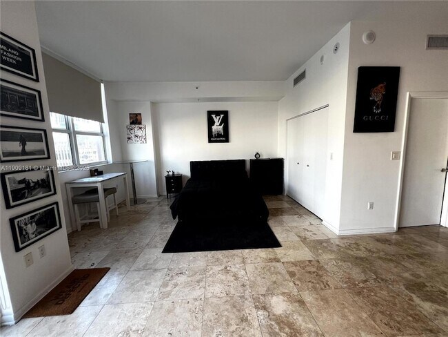 Building Photo - 133 NE 2nd Ave