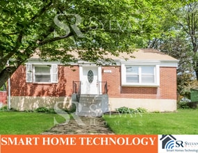 Building Photo - Cute, cozy and comfortable