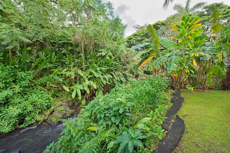 Building Photo - 2828 Dow St