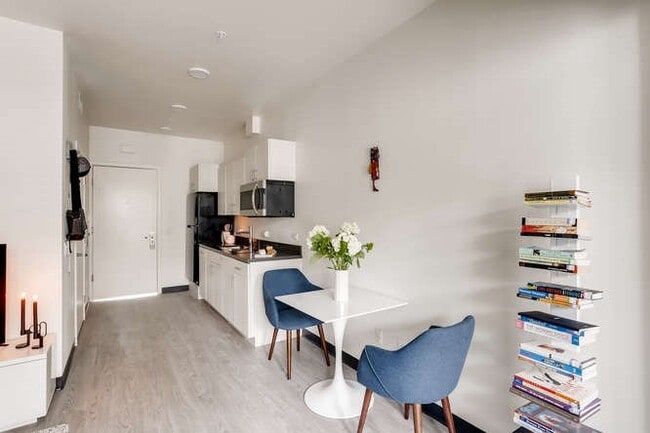 Floorplan - 4252 Crenshaw