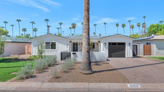 Primary Photo - 4154 N 35th Pl