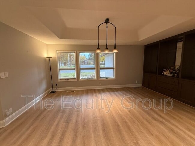 Building Photo - 5418 W Sweet Dr