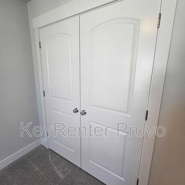 Building Photo - 1297 Dawes Wy