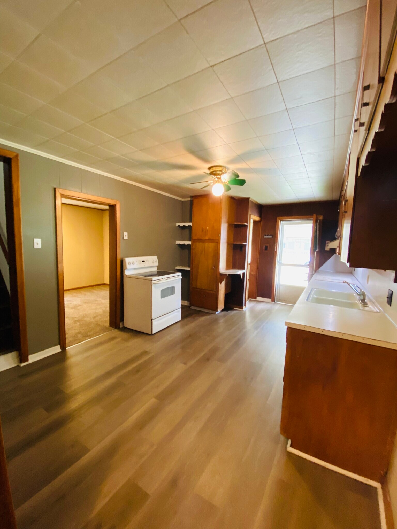 Building Photo - 628 Garfield Ave SW