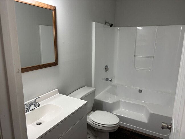 Building Photo - 2 Bedroom 2 bath on bottom floor at Myrtle Greens