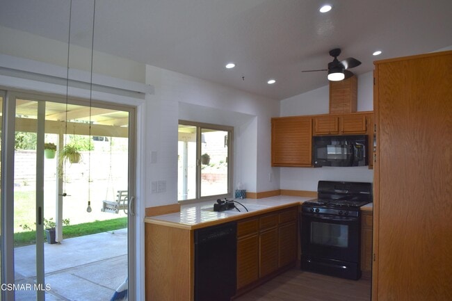 Building Photo - 22551 Honnold Dr