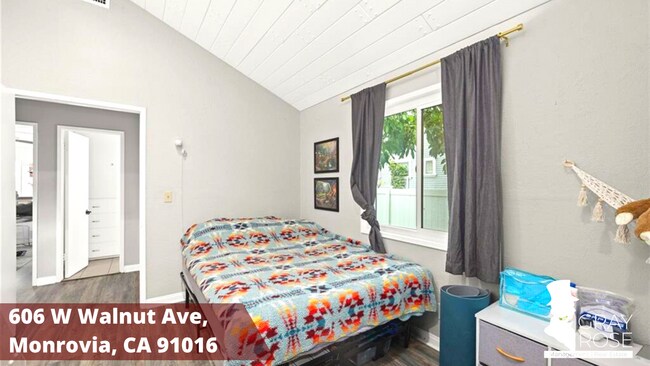 Building Photo - Charming single-story residence