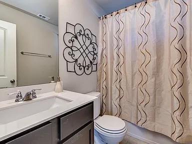 Building Photo - 207 Wainscot Oak Wy