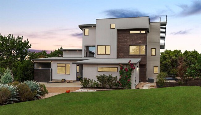 Building Photo - 10800 Superview Dr