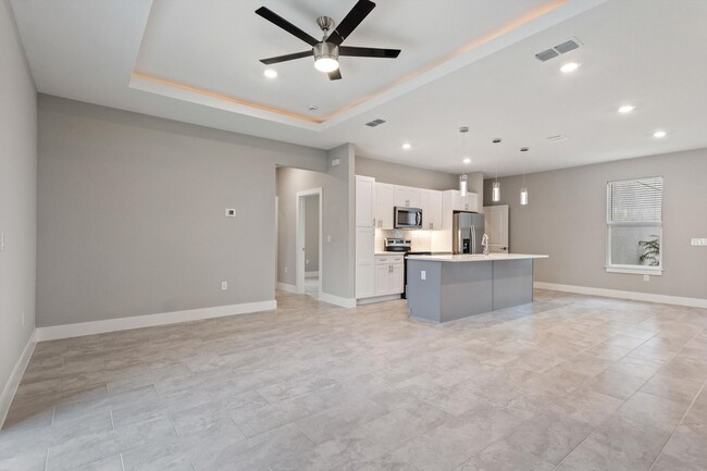 Building Photo - 1482 Gardenside Cir