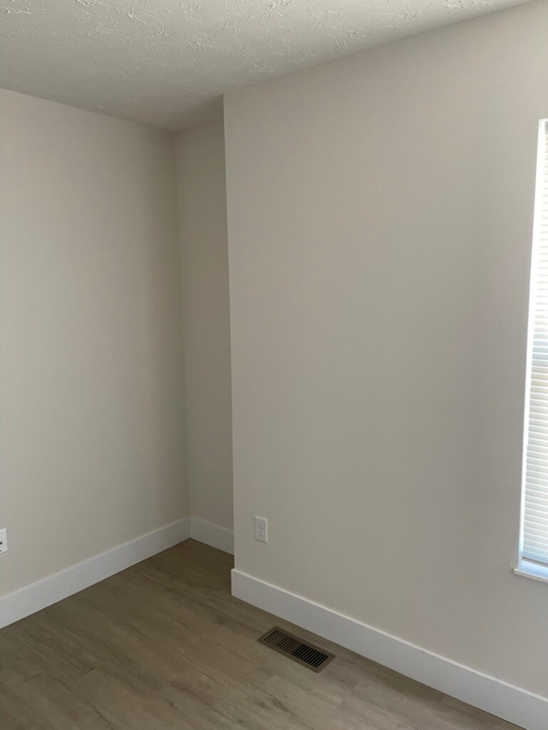 Building Photo - 4231 Otter Creek Dr