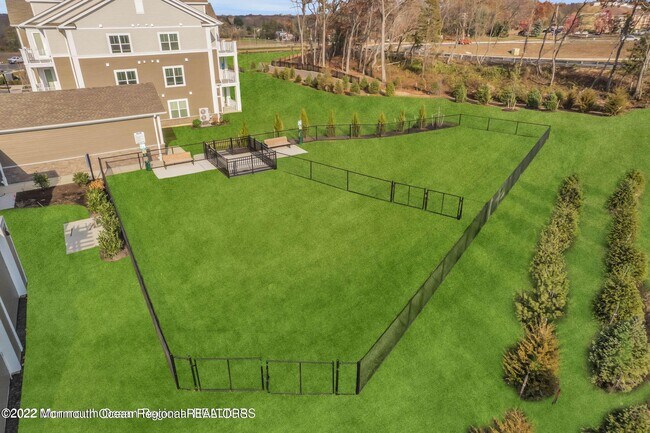 Building Photo - 3400-3406 Aspen Cir
