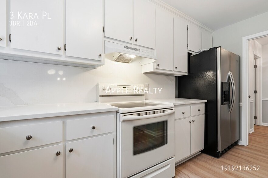 Building Photo - 3 Kara Pl