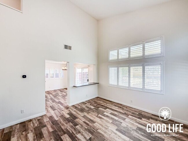Building Photo - 1084 Forester Dr