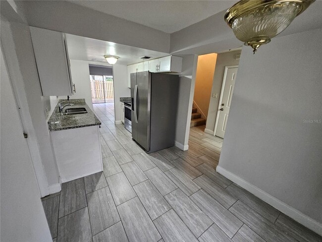 Building Photo - 4825 Lighthouse Cir