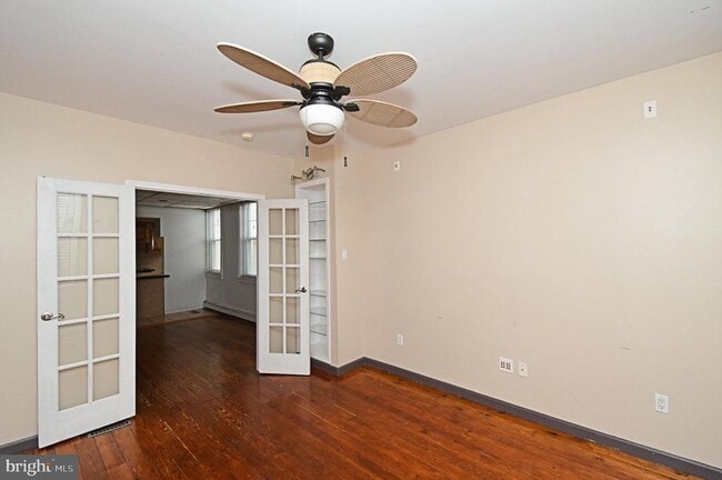 Building Photo - 470 Emmett St