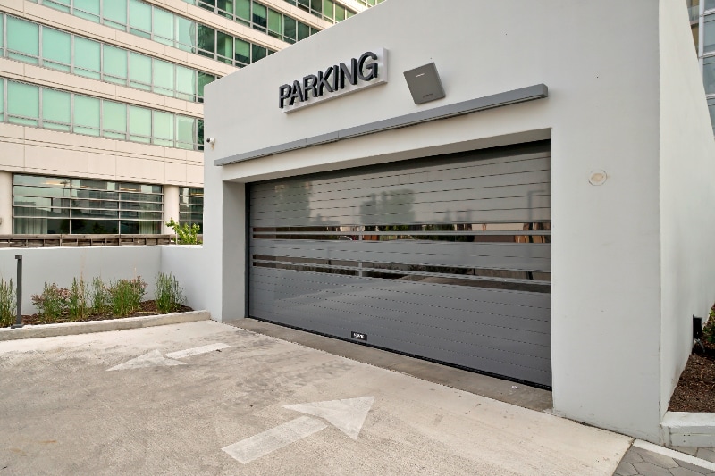 Building Photo - 357 N Halsted St