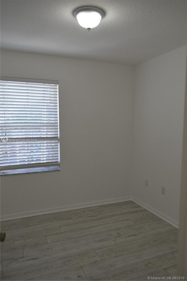 Building Photo - 3039 SW 129th Way