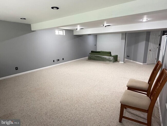 Building Photo - 14038 Walney Village Ct