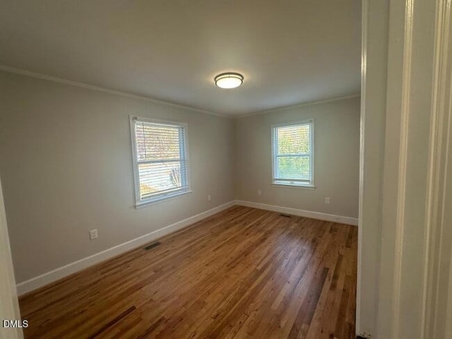 Building Photo - 2705 Newbold St