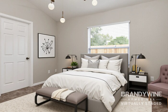 Building Photo - 330 N John St