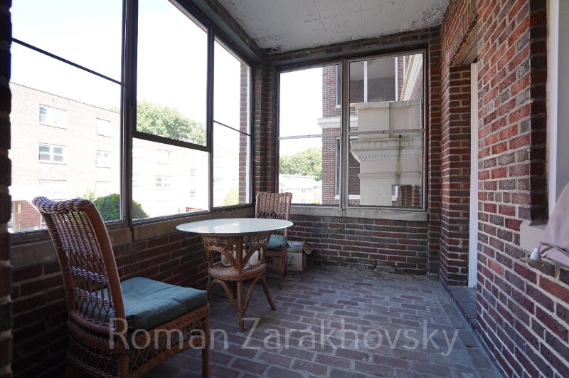 Building Photo - 19 Vinal St