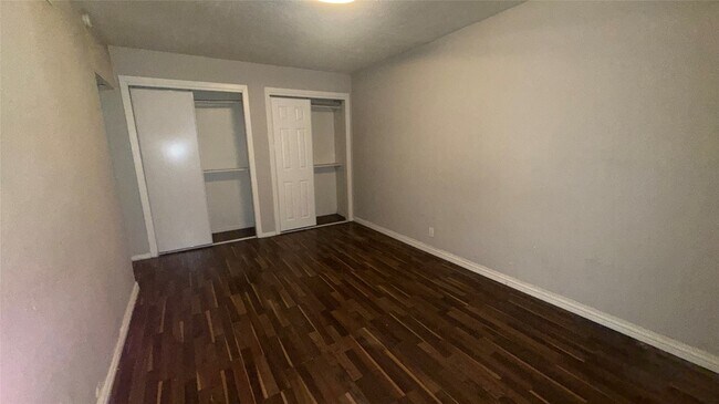 Building Photo - 710 Colquitt St