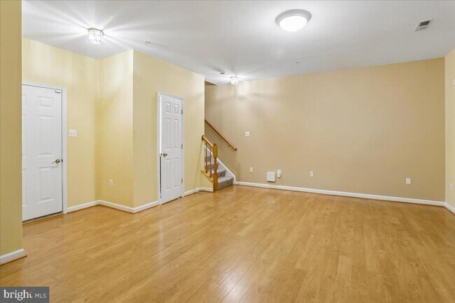 Building Photo - 2943 St Helen Cir