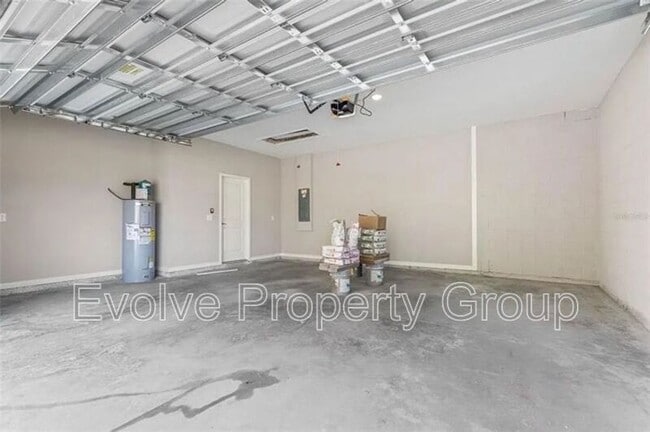 Building Photo - 23 Weymouth Ln