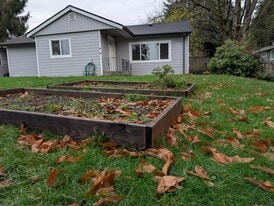 Building Photo - 10331 Wallingford Ave N