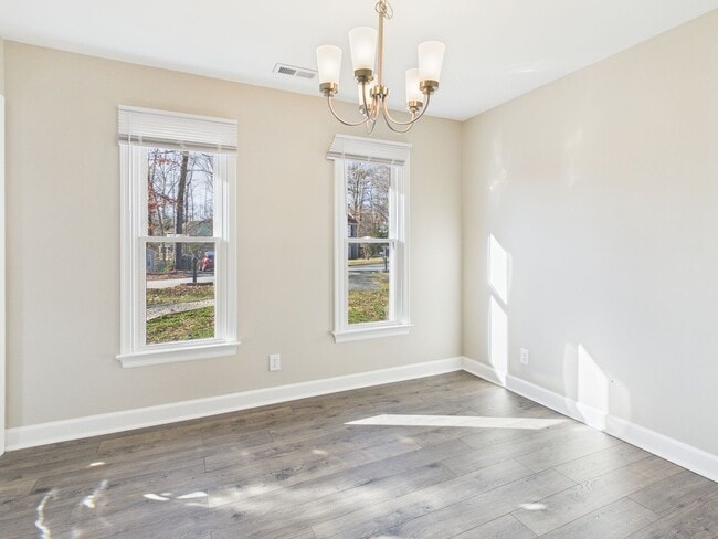 Building Photo - 12024 Lockett Ridge Ave