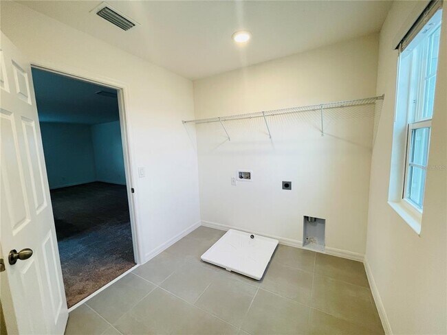 Building Photo - 927 Scrub Oak Hammock Rd