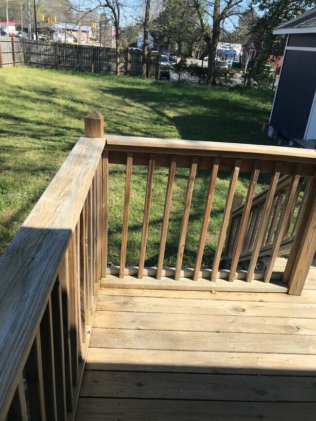 Building Photo - 1001 S 8th St