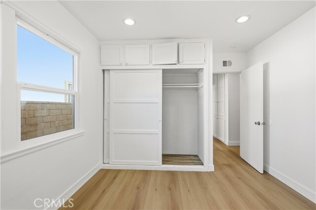 Building Photo - 7112 Teesdale Ave