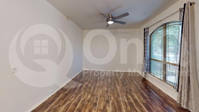 Building Photo - 1309 Chase Trail