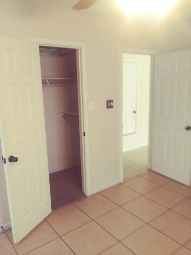 Building Photo - 804 Industrial Ave