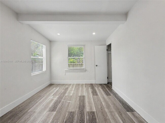 Building Photo - 228 NW 39th St