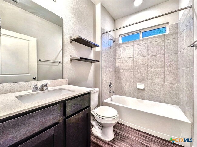 Building Photo - 152 Witchhazel Way