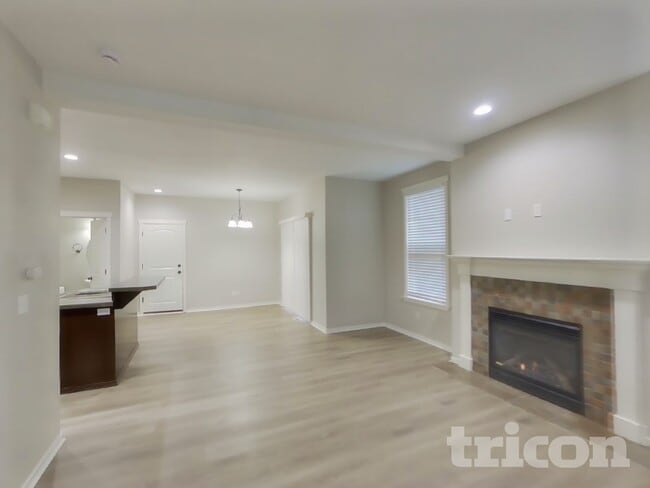 Building Photo - 13305 96th Ave Ct E