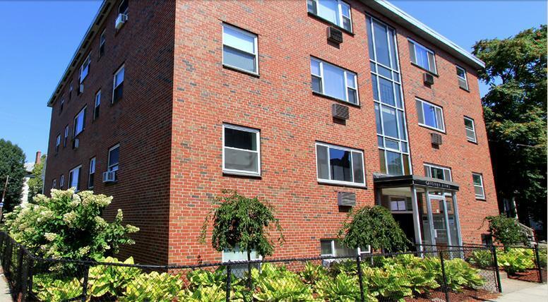 Building Photo - 40 Gardner St