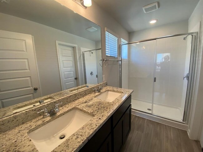 Building Photo - 2243 Oscar Eli Pl