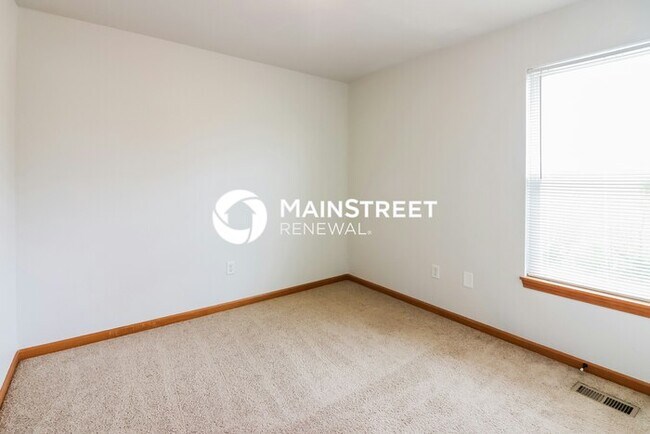 Building Photo - 3 Bedroom Pet-Friendly Home in GRAIN VALLE...