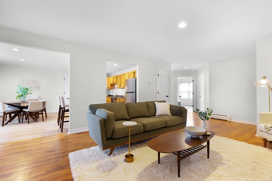 Primary Photo - Carriage Garden Apartments